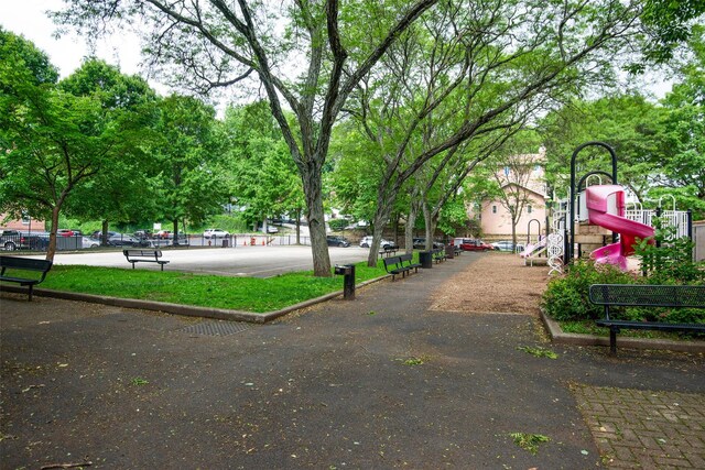 1 Georgia Ave Unit 5A, Bronxville, NY 10708 - view of community
