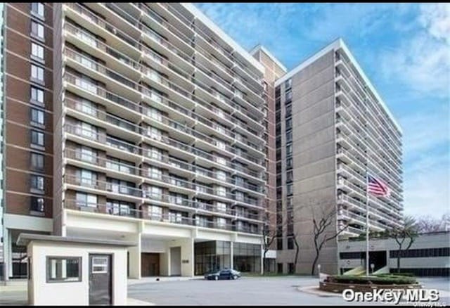 150-38 Union Tpke Unit 11G, Flushing, NY 11367 - view of building exterior