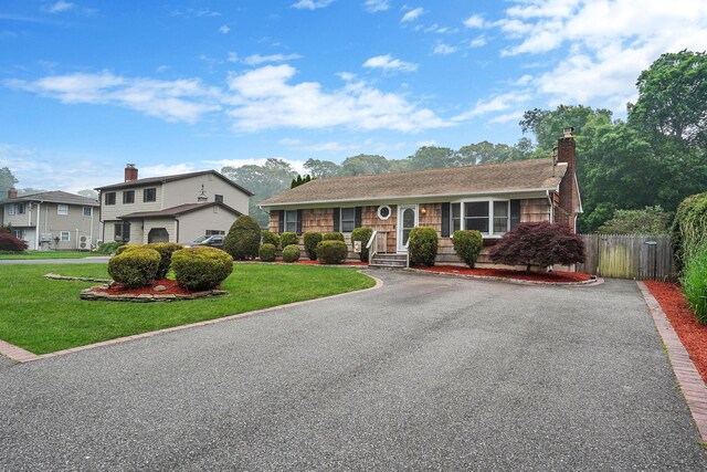 14 Heather Dr, Center Moriches, NY 11934 - photo 4