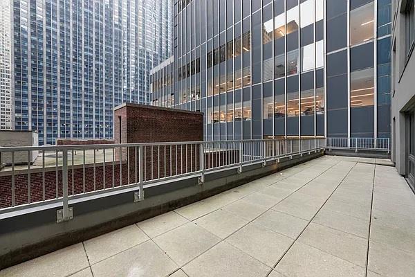 135 W 52nd St Unit 8D, New York Manhattan, NY 10019 - view of balcony