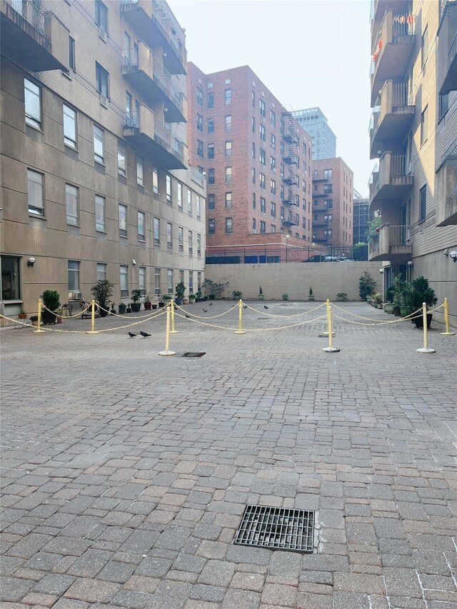 4231 Colden St Unit R6C, Flushing, NY 11355 - view of property's community