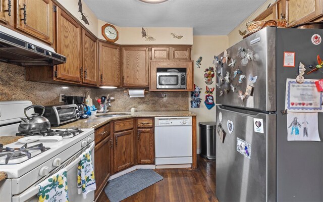 84 Charles St, Mineola, NY 11501 - photo 10