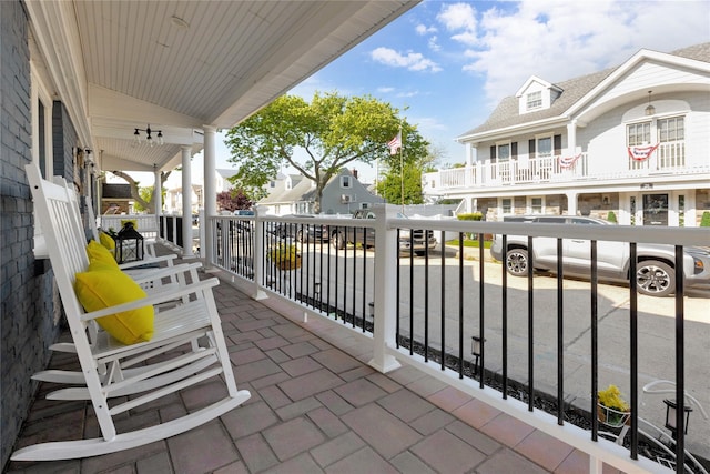 27 Armour St, Long Beach, NY 11561 - view of covered porch