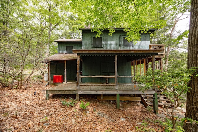 215 Little Pond Rd, Pawling, NY 12564 - back of property featuring a wooden deck