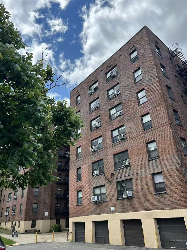 2625 141st St Unit 5A, Flushing, NY 11354 - view of apartment building / complex with cooling unit