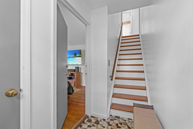 5 Fairview Ave, New Paltz, NY 12561 - staircase with baseboards