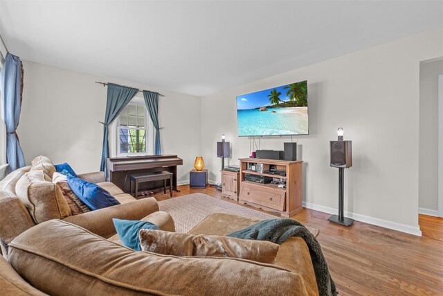 5 Fairview Ave, New Paltz, NY 12561 - living area featuring wood finished floors and baseboards