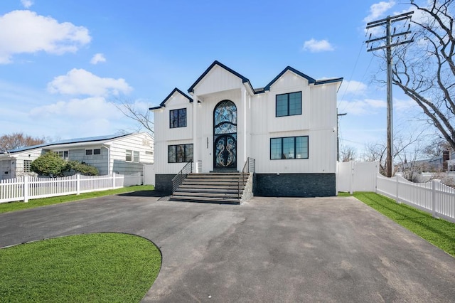 22 Elderberry Ln, Valley Stream, NY 11581 - view of front of home featuring board and batten siding