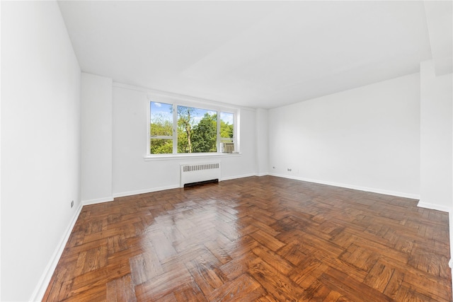 5355 Henry Hudson Pkwy W Unit 4G, Bronx, NY 10471 - unfurnished room featuring radiator heating unit and baseboards