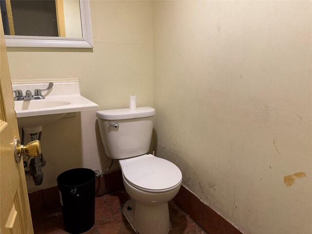 35-46 92nd St, Jackson Heights, NY 11372