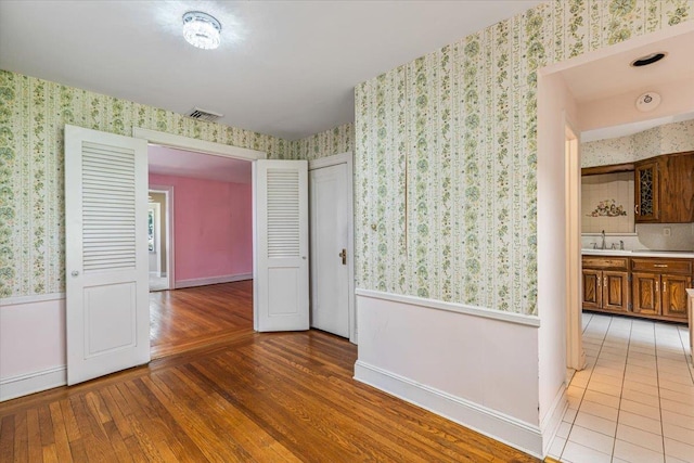 84 Hillcrest Ave, Manhasset, NY 11030 - photo 8