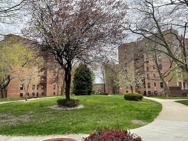 150-11 72nd Rd Unit 6A, Flushing, NY 11367 - view of property's community featuring a lawn