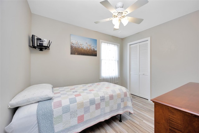 3717 Somerset Dr, Seaford, NY 11783 - bedroom featuring a closet, light wood-type flooring, and ceiling fan