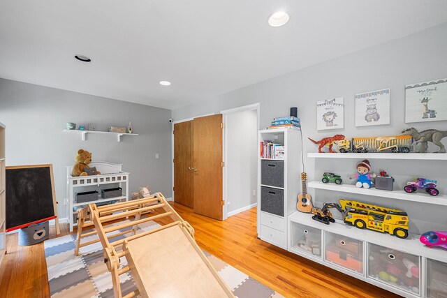 83 Mcdonald Rd, Ossining, NY 10562 - bedroom featuring light wood-style floors and recessed lighting