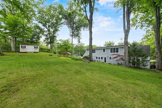 4 Hughes St, Croton-On-Hudson, NY 10520 - view of grassy yard