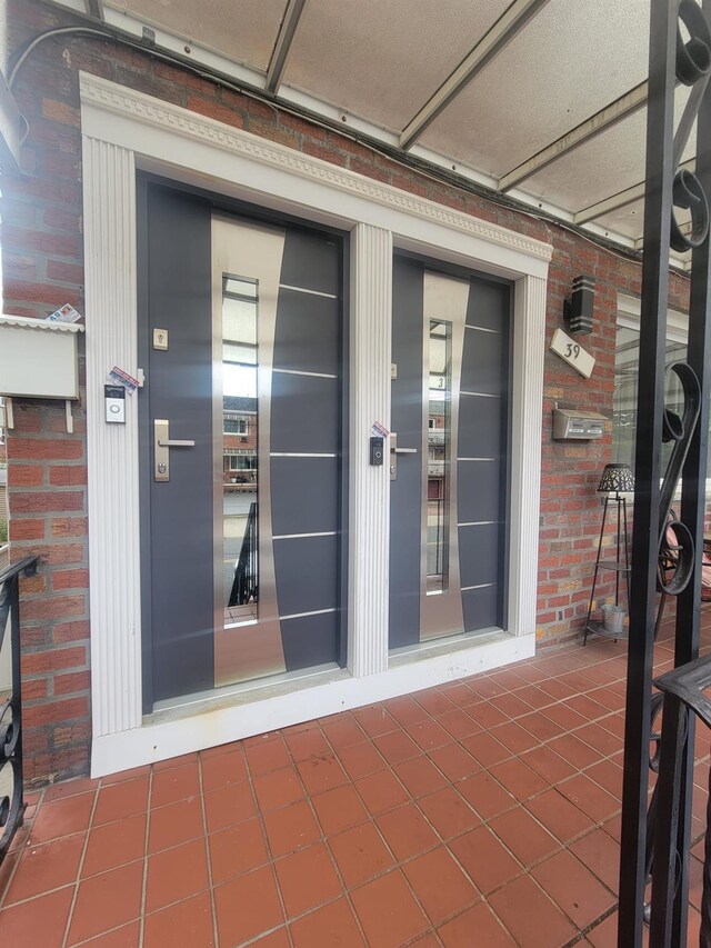 39 Paerdegat 3rd St, Brooklyn, NY 11263 - photo 3