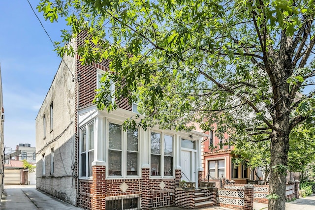 25-34 42nd St, Astoria, NY 11103 - photo 2
