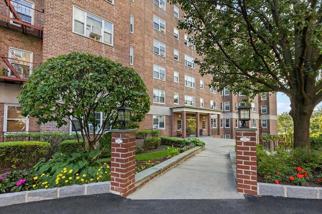 280 Collins Ave Unit 6J, Mount Vernon, NY 10552 - view of apartment building / complex