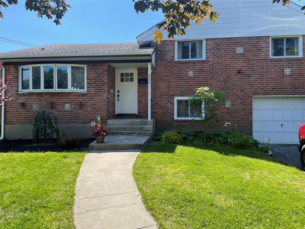 232 Vincent Dr, East Meadow, NY 11554 - photo 1