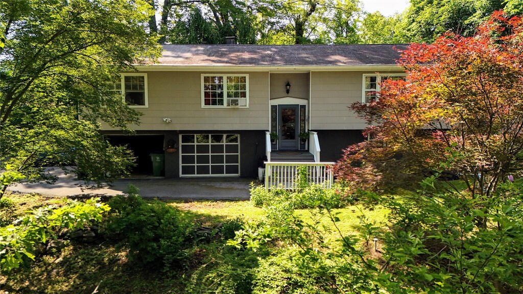 100 Randall St, Florida, NY 10921 - photo 1