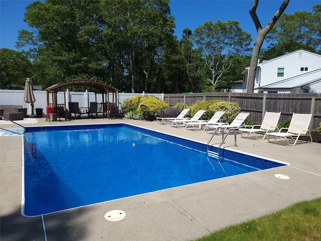 6 Westerly Ct, Hampton Bays, NY 11946 - view of pool with a patio area