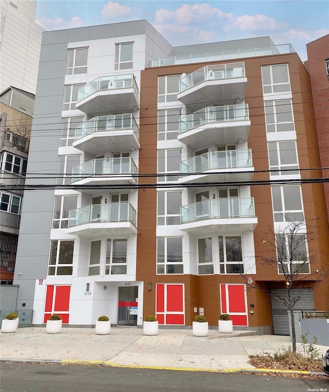 4223 Parsons Blvd Unit 1E, Flushing, NY 11355 - view of apartment building / complex