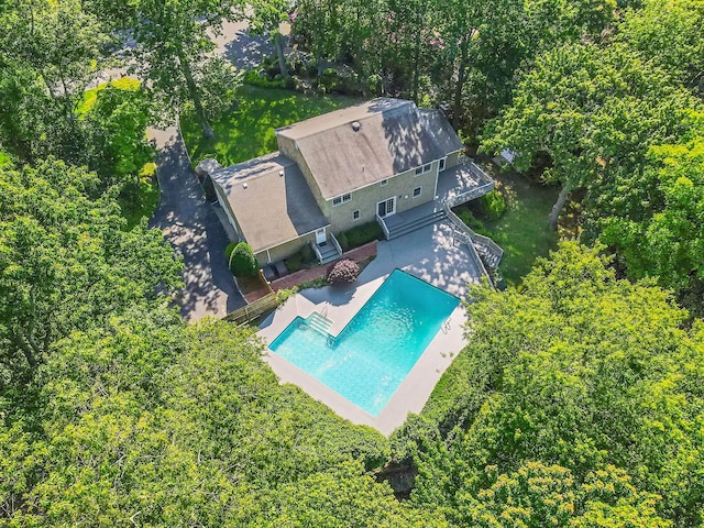 7 Sandpiper Ct, Shoreham, NY 11786 - view from above of property featuring a pool