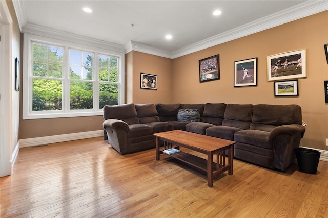 61 Carolyn Pl, Chappaqua, NY 10514 - living area featuring baseboards, light wood-type flooring, crown molding, and recessed lighting