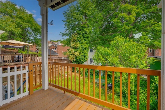 243 E 234th St, Bronx, NY 10470 - view of deck