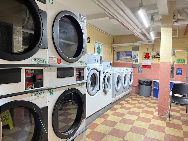 38-15 149th St Unit 6S, Flushing, NY 11354 - shared laundry room featuring tile patterned floors and washer and clothes dryer