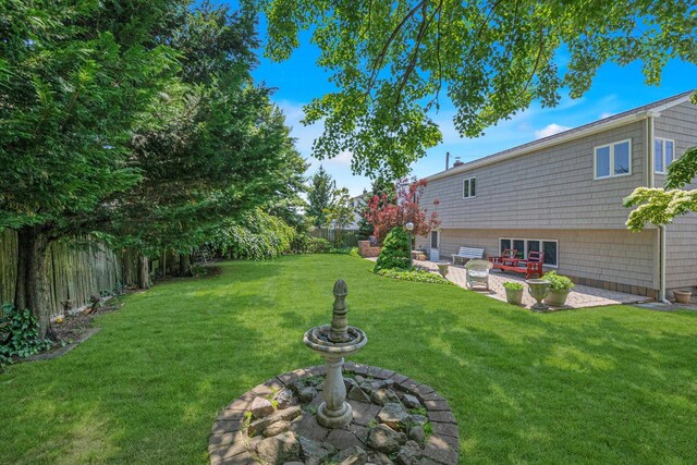 116 Intervale Ave, Farmingdale, NY 11735 - view of yard with a patio area