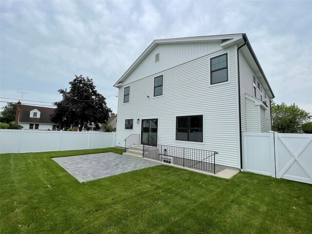 222 Latham Rd, Mineola, NY 11501 - photo 5