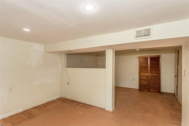 18 Hilliard Ave, Central Islip, NY 11722 - finished below grade area featuring recessed lighting