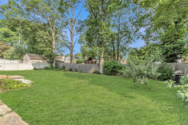 18 Hilliard Ave, Central Islip, NY 11722 - view of yard