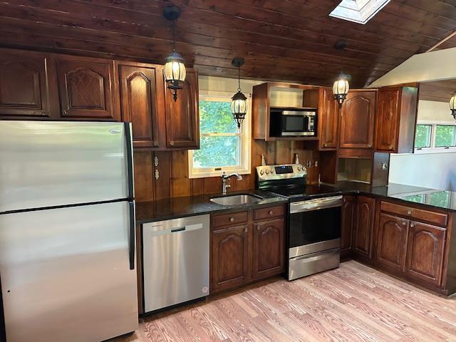 76 Cedar Dr, Miller Place, NY 11764 - photo 3