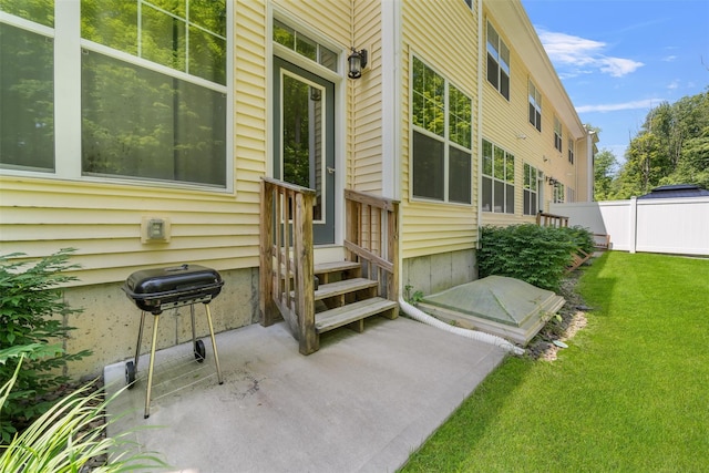 19 Woodrose Ct, Middletown, NY 10940 - property entrance with a patio area