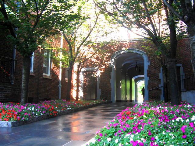 142 Garth Rd Unit 1A, Scarsdale, NY 10583 - view of community