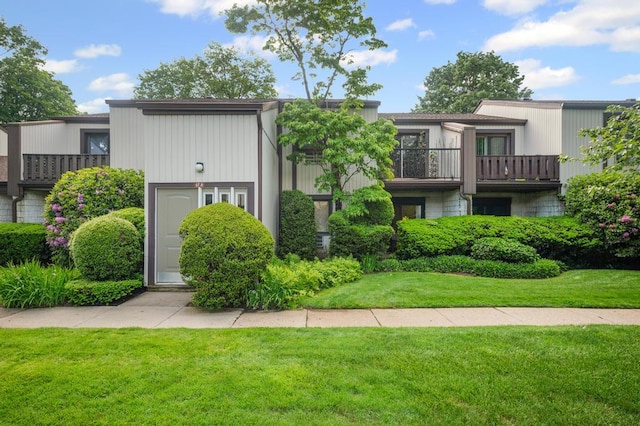 67 Richmond Blvd Unit 2A, Ronkonkoma, NY 11779 - view of building exterior