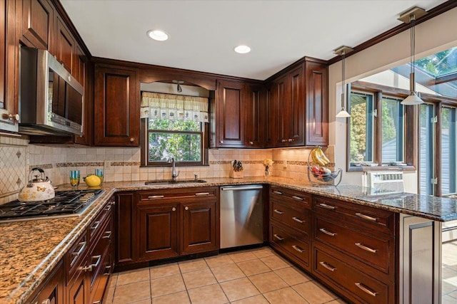 38 Winslow Rd, White Plains, NY 10606 - photo 12