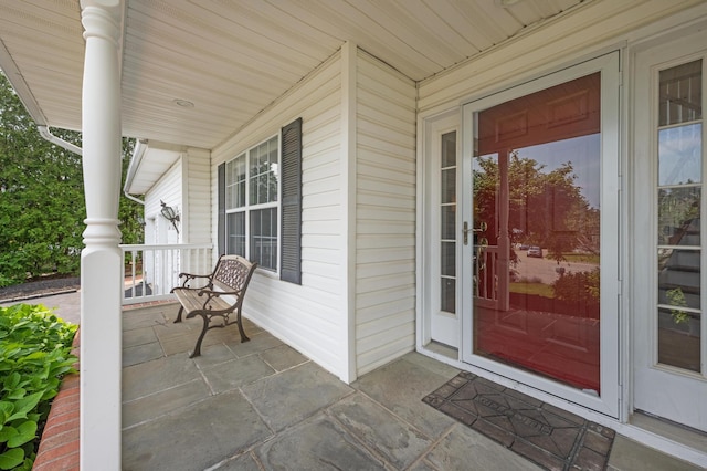 8 Tecumseh Ct, Commack, NY 11725 - property entrance with covered porch