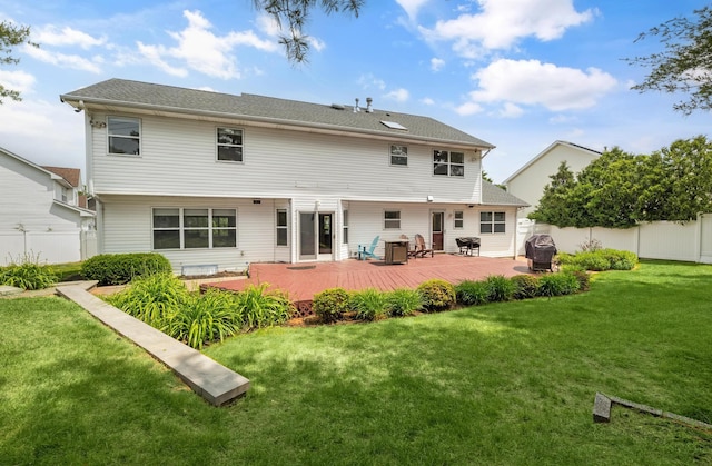 8 Tecumseh Ct, Commack, NY 11725 - back of house with a deck