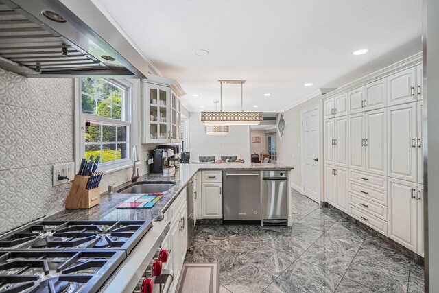 11 Country Squire Ct, Dix Hills, NY 11746 - photo 19
