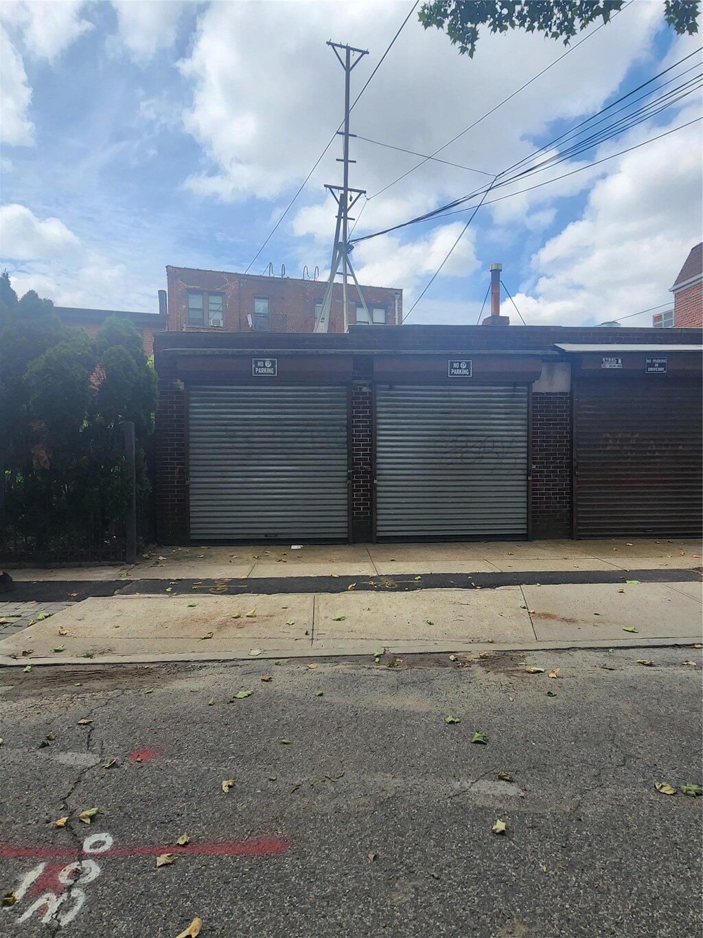 100-33 Metropolitan Ave, Forest Hills, NY 11375 - view of gate
