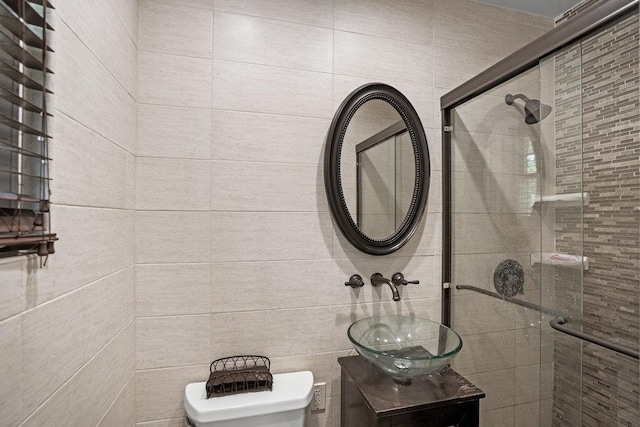18 Birchwood Park Dr, Syosset, NY 11791 - full bathroom featuring a stall shower, vanity, toilet, and tile walls