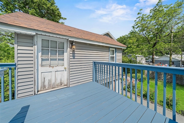 484 Rte 211 W, Middletown, NY 10940 - wooden deck featuring a lawn