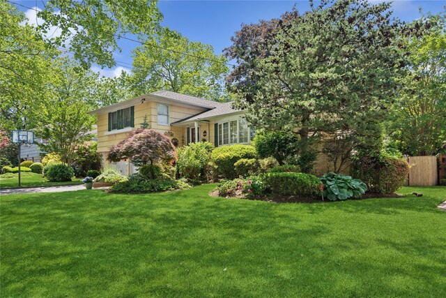 221 Somerset Dr, Hewlett, NY 11557 - photo 2