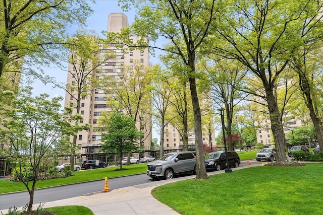 3 Fordham Hill Oval Unit 10B, Bronx, NY 10468 - surrounding community featuring a yard