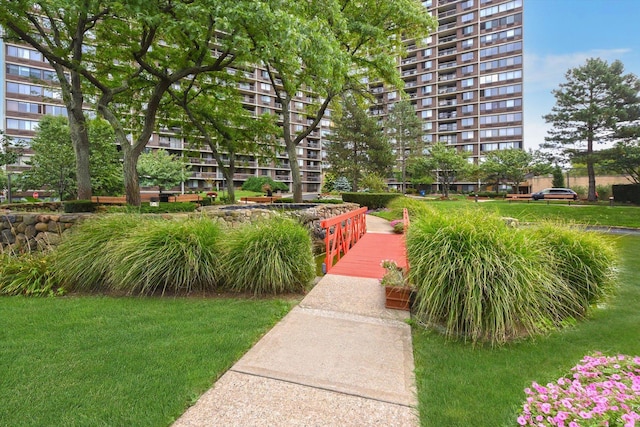 2 Bay Club Dr Unit 2B, Bayside, NY 11360 - view of surrounding community