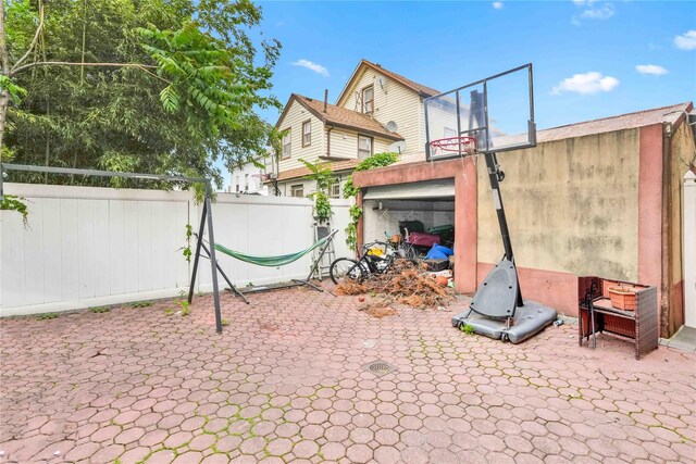 114-11 86th Ave, Richmond Hill North, NY 11418 - view of patio / terrace