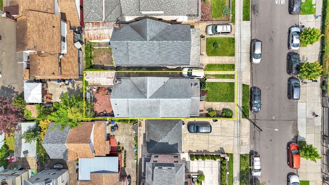 114-11 86th Ave, Richmond Hill North, NY 11418 - aerial view of property and surrounding area with property parcel outlined